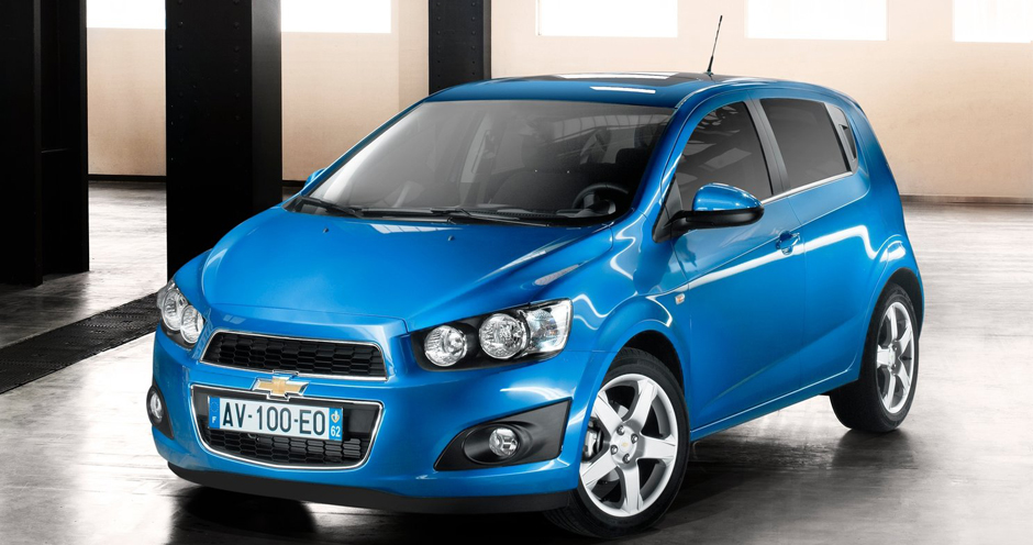 Chevrolet Aveo 5D (II/T300) 1.2 (70) - Фото 2