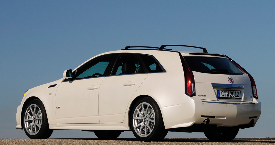 Cadillac CTS-V Sport Wagon (II) 6.2 RWD MT (564) - Фото 5