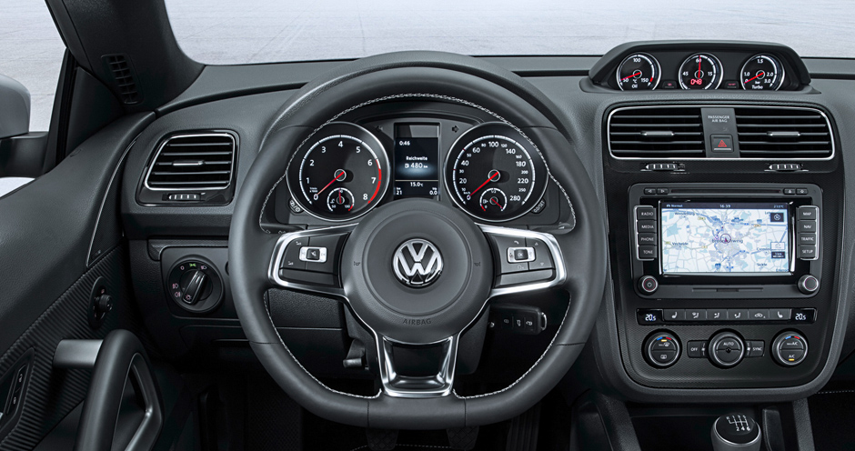 Volkswagen Scirocco (III/2014) 2.0 TSI AT (220) - Фото 3