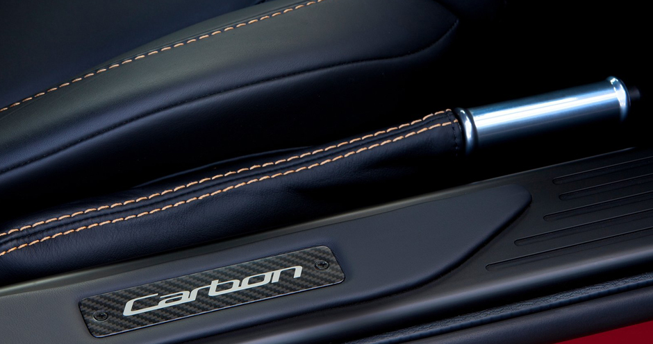 Aston Martin DBS (II) Carbon Edition (517) - Фото 5