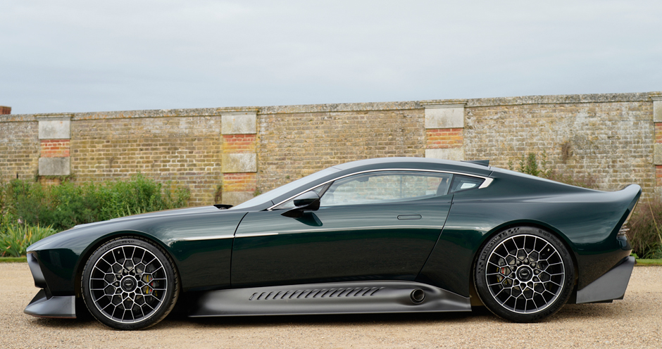 Aston Martin Victor (I) 7.3 V12 (848) - Фото 1