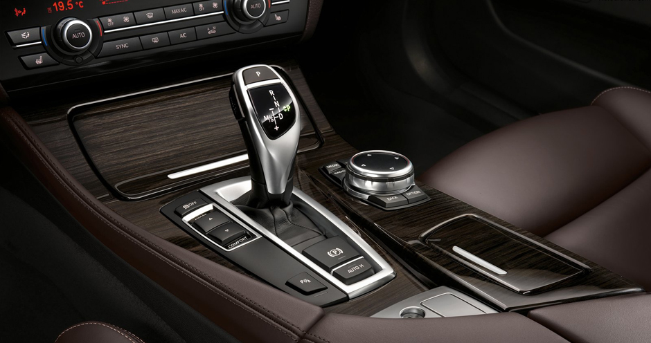 BMW 5 Series Sedan (VI/F10/2013) 550i xDrive (450) - Фото 7