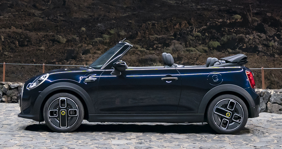 MINI Convertible (III/F57/2021)