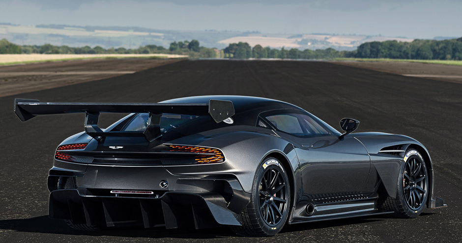 Aston Martin Vulcan (I) 7.0 V12 (811) - Фото 4