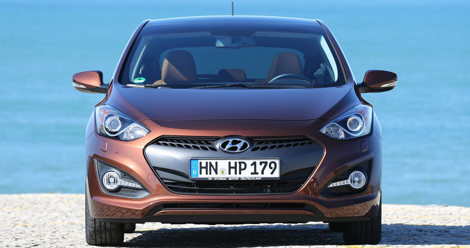 Hyundai i30 3D (II/GD) 1.4 (100) - Фото 2