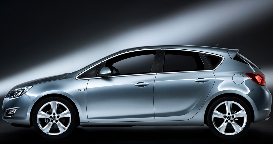 Opel Astra 5D (IV/J) 1.4 (87) - Фото 1