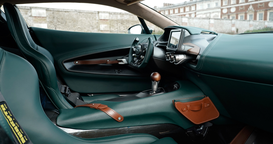 Aston Martin Victor (I) 7.3 V12 (848) - Фото 7