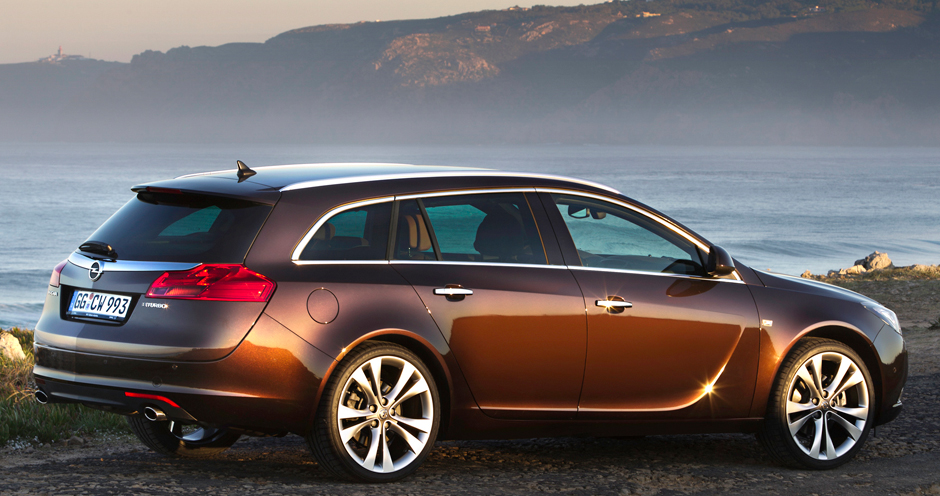 Opel Insignia Sports Tourer (I) 2.0 CDTi (110) - Фото 3