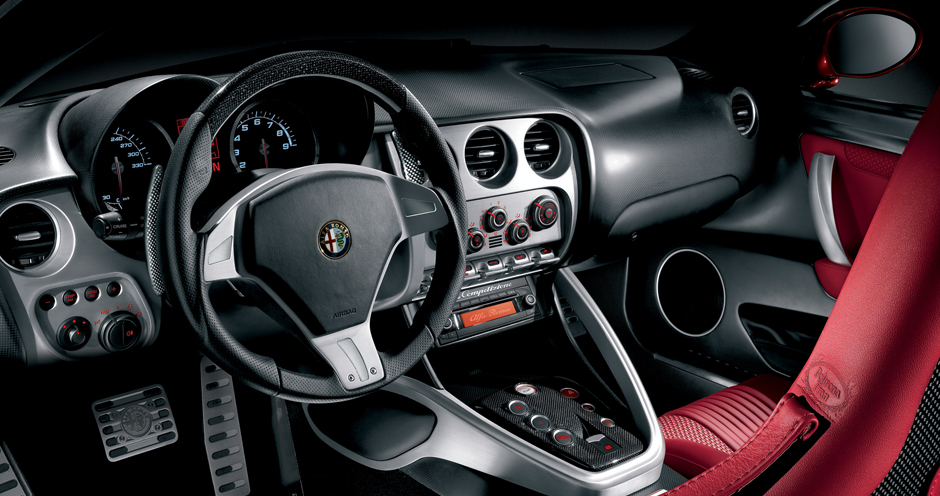 Alfa Romeo 8C Competizione (I) 4.7 (450) - Фото 5
