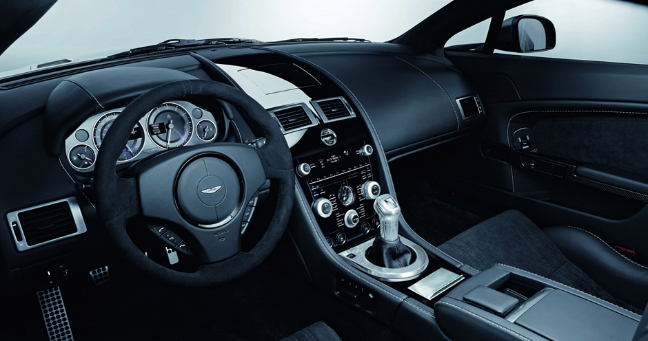 Aston Martin V12 Vantage (I) Carbon Black (517) - Фото 2
