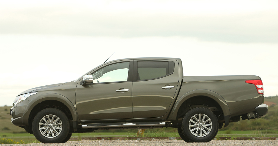 Mitsubishi L200 (V) 2.4 D MT (154) - Фото 1