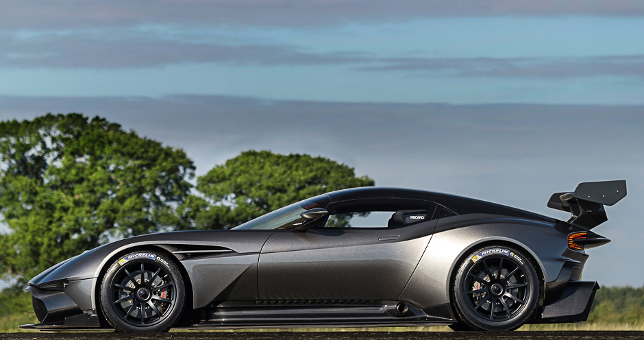 Aston Martin Vulcan (I)