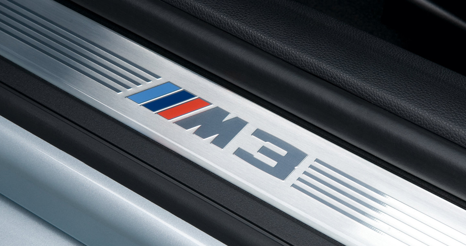 BMW M3 Sedan (IV/E90) 4.0 MT (420) - Фото 6