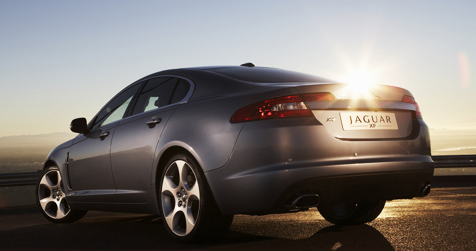 Jaguar XF (I/X250) 2.7D (207) - Фото 2