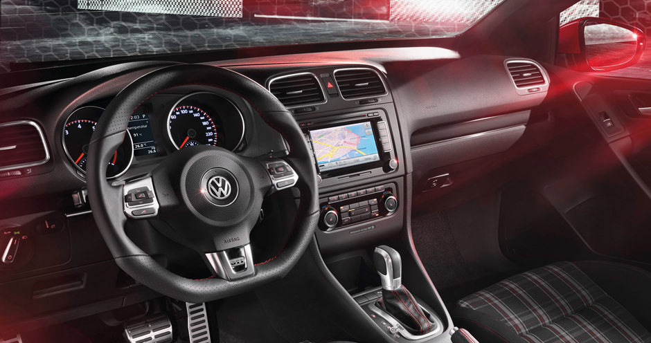 Volkswagen Golf GTI Cabriolet (VI/A6,5K) 2.0 TSI MT (210) - Фото 3