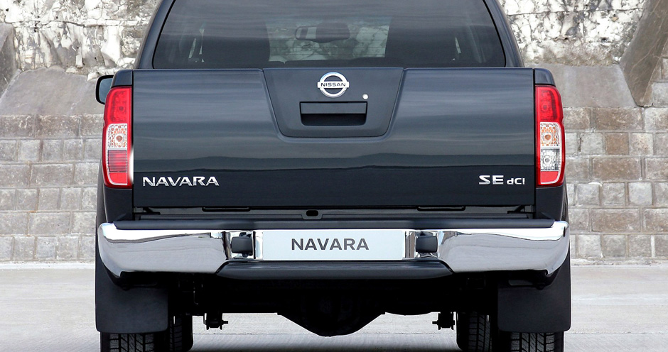 Nissan Navara (II/D40) 2.5 dCi RWD MT (174) - Фото 2