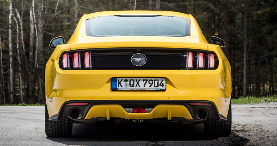 Ford Mustang (VI/S-550) 3.7 MT (304) - Фото 3