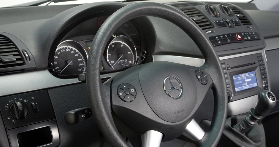 Mercedes-Benz Viano/V-Class (II/W639/2010) 2.2 CDI 4MATIC (163) - Фото 3