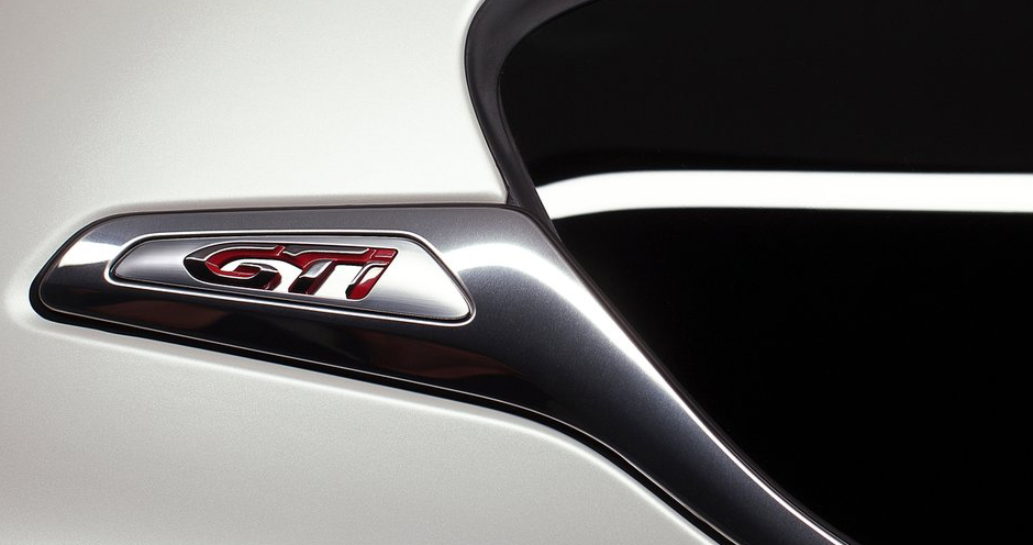 Peugeot 208 GTi (I) 1.6 (200) - Фото 6