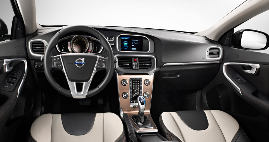 Volvo V40 Cross Country (I/P1) 1.6 D2 MT (115) - Фото 3