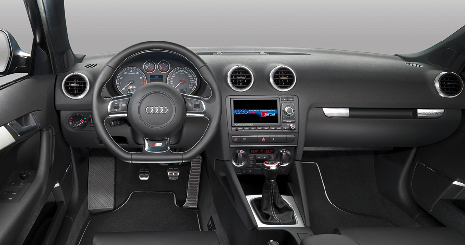 Audi S3 Sportback (II/8P) 2.0 TFSI quattro MT (265) - Фото 5