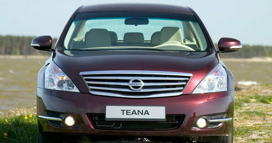 Nissan Teana (II/J32) 2.0 (136) - Фото 1