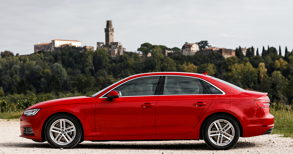 Audi A4 Saloon (V/B9,8W) 3.0 TDI quattro (272) - Фото 1
