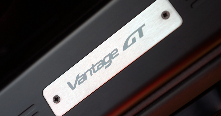 Aston Martin V8 Vantage Roadster (III/2012) GT (436) - Фото 10