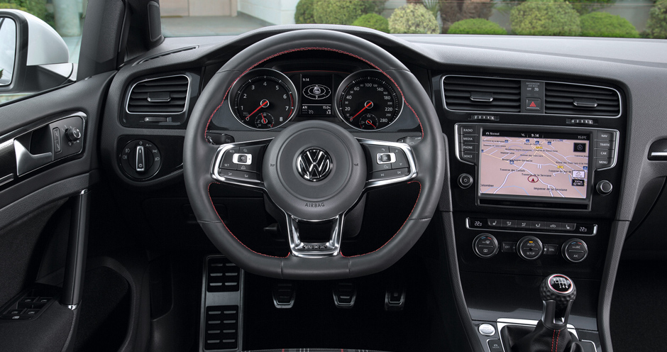 Volkswagen Golf GTI 5D (VII/A7,5G) 2.0 TSI MT (220) - Фото 4