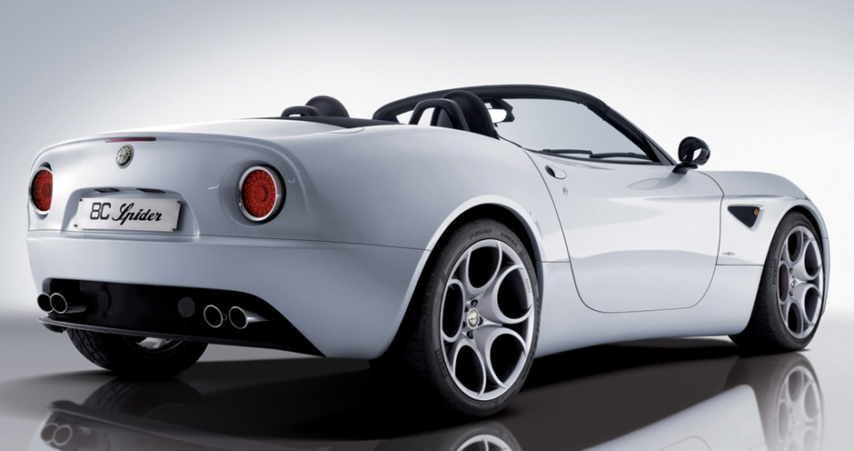 Alfa Romeo 8C Spider (I) 4.7 (450) - Фото 2