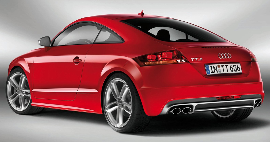 Audi TTS Coupe (I/8J) 2.0 TFSI quattro MT (272) - Фото 2