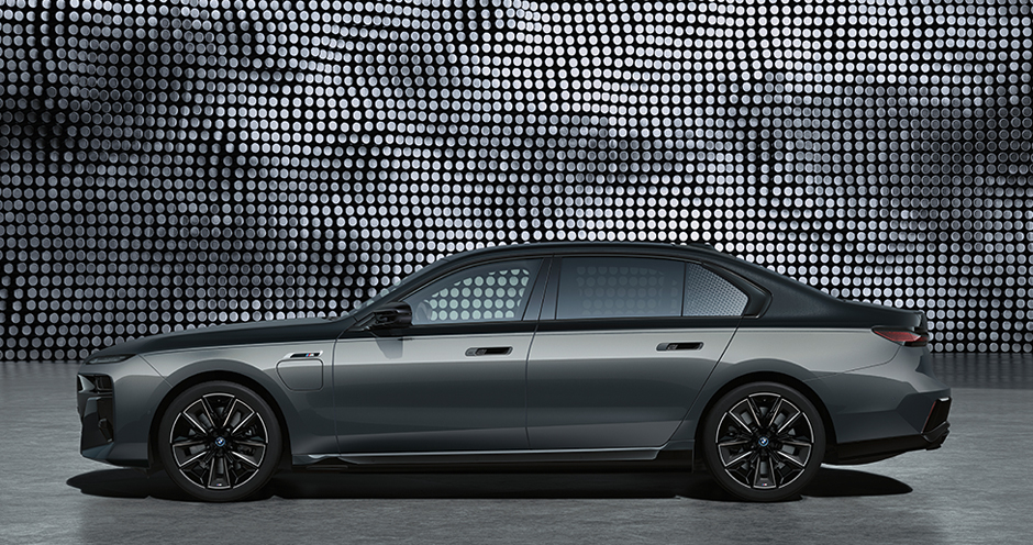 BMW 7 Series (VII/G70) M Sport Pack - Фото 1