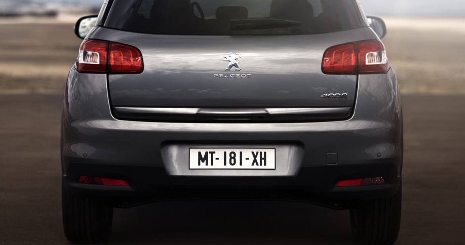 Peugeot 4008 (I) 1.8 HDi AWD (150) - Фото 3