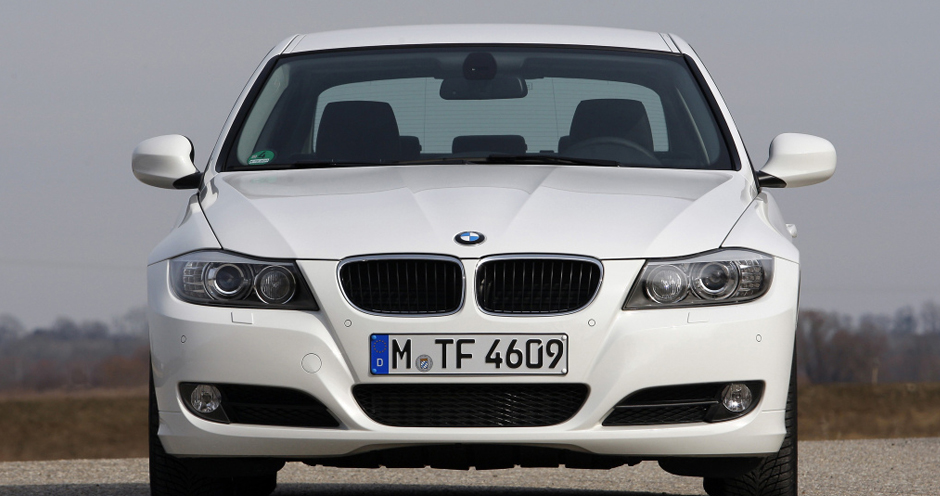 BMW 3 Series Sedan (V/E90/2008) 320d AT (177) - Фото 2