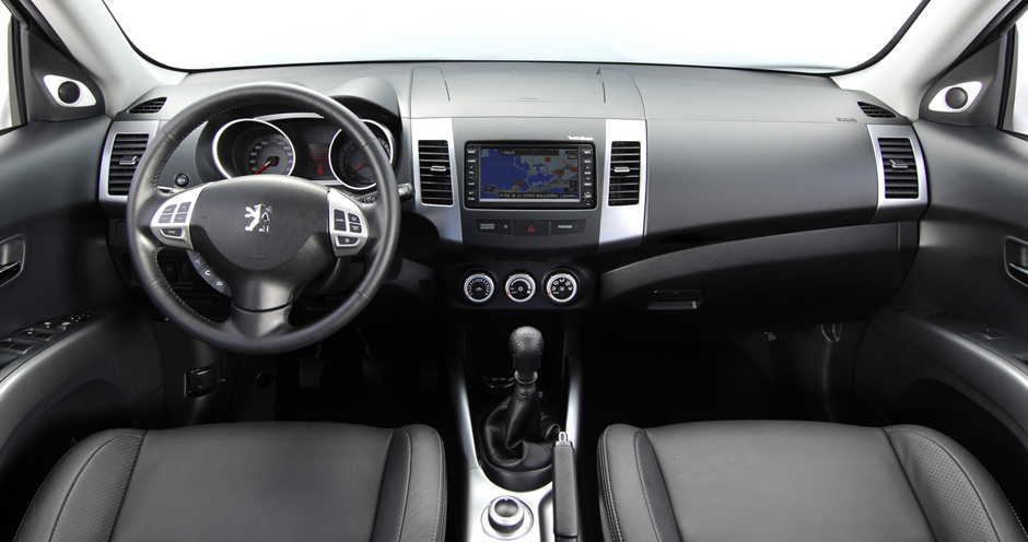 Peugeot 4007 (I) 2.0 FWD MT (147) - Фото 3