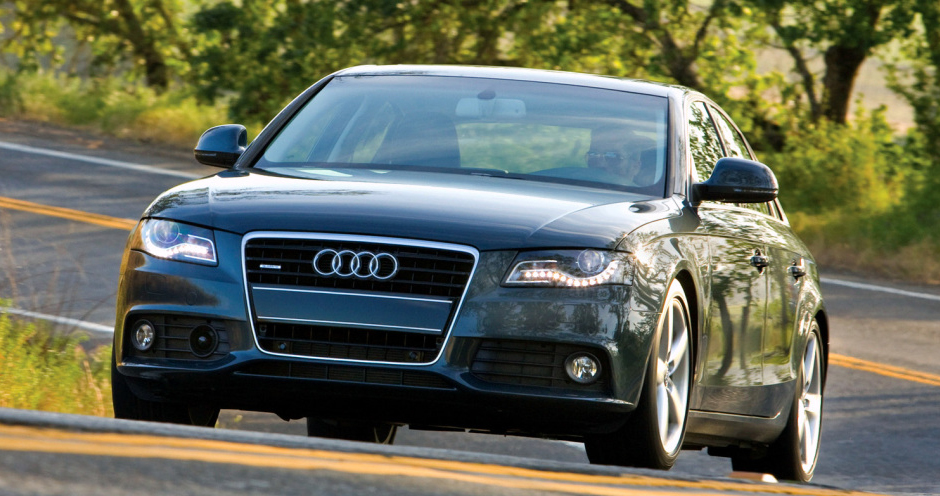 Audi A4 Saloon (IV/B8,8K) 3.0 TDI quattro MT (240) - Фото 2