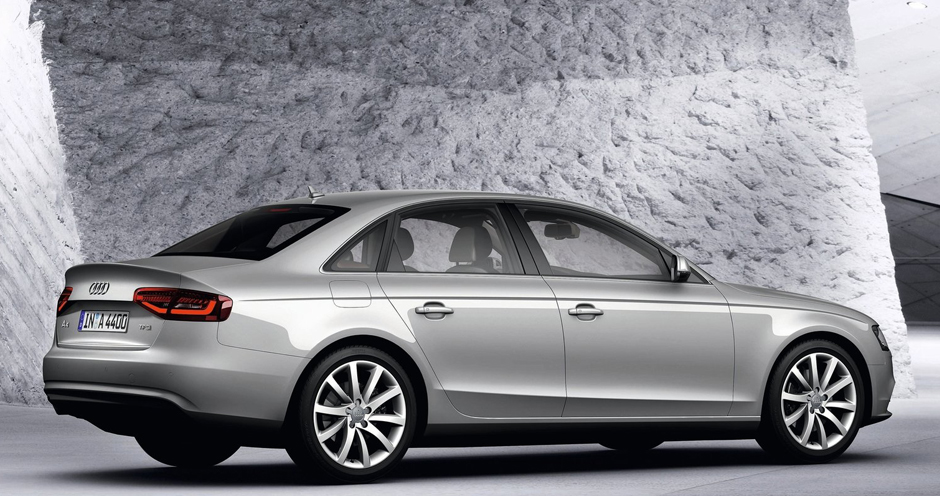Audi A4 Saloon (IV/B8,8K/2012) 2.0 TDI quattro MT (177) - Фото 3