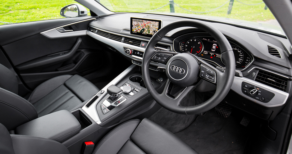 Audi A4 Saloon (V/B9,8W) 2.0 TDI MT (122) - Фото 3