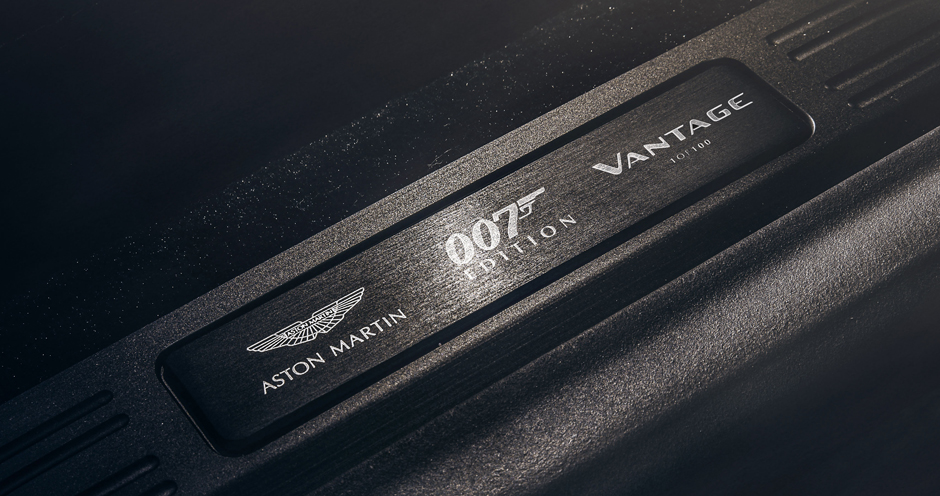 Aston Martin V8 Vantage (IV) 007 Edition (510) - Фото 7
