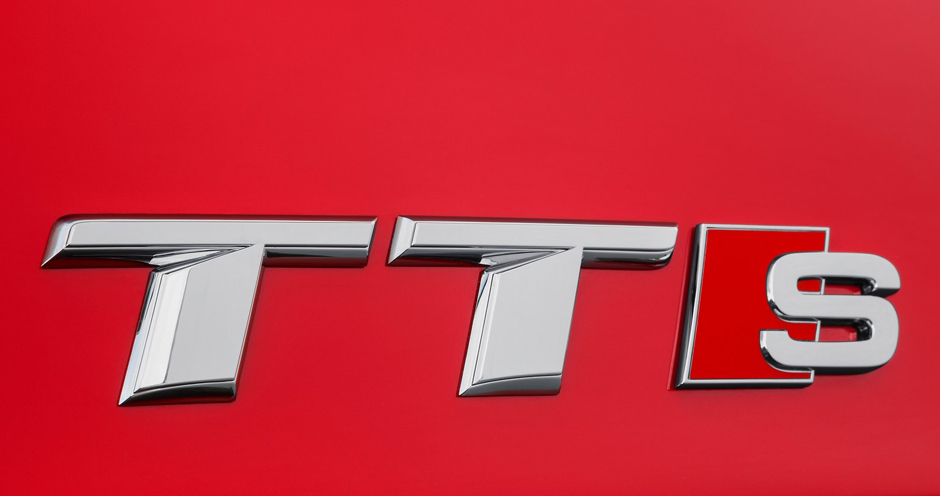 Audi TTS Coupe (II/8S) 2.0 TFSI quattro MT (310) - Фото 22
