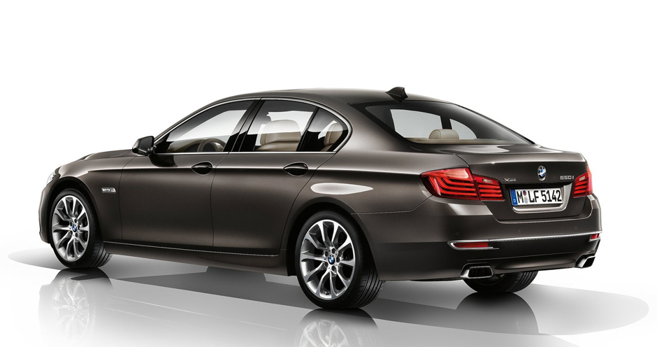 BMW 5 Series Sedan (VI/F10/2013) 550i xDrive (450) - Фото 2